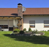 Einfamilienhaus m. ausgebautem Dachgeschoß, voll möbliert - Furth