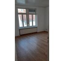 3 Zimmerwohnung EG - 1.300,00 EUR Kaltmiete, in Frankfurt am Main (PLZ: 60439) Nord-West
