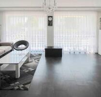 Haus zum Mieten Karlsfeld - 2.700,00 EUR Kaltmiete, in Karlsfeld (PLZ: 85757)