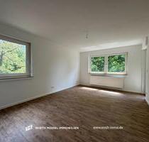 Sanierte Drei-Zimmer-Wohnung mit Balkon - Schweinfurt Bellevue