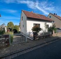 Idyllisches Einfamilienhaus (120m²) auf 590m² Traumgaten - Walluf