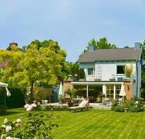 Haus mit der Sonne zugewandtem Garten - Heinsberg
