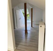 Dachgeschosswohnung fußläufig zur Innenstadt und Uni Paderborn - Bad Lippspringe