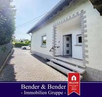 Bungalow-Feeling! Großzügige 6 Zimmer Wohnung mit eigenem Eingang in gepflegtem 3 Parteienhaus! - Hundsangen