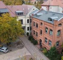 Moderne 1-Zimmer DG-Wohnung mit EBK zentral in Neustrelitz inkl. Stellplatz
