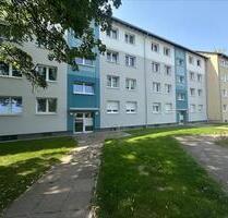 Schöne 2,5-Zi.-Wohnung im Erdgeschoss mit Balkon! - Leverkusen