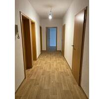 5 Zimmerwohnung - 600,00 EUR Kaltmiete, ca.  100,00 m² in Chemnitz (PLZ: 09126) Bernsdorf