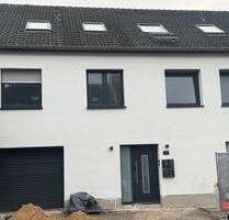 Erstbezug nach Kernsanierung in Düren-Mariaweiler!