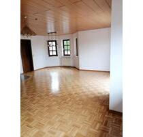 Schöne große 5 Zimmer Wohnung zu vermieten - Sulzbach-Laufen