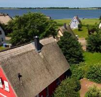 Rügen: Ferienhaus am Wasser - 395.000,00 EUR Kaufpreis, in Gingst (PLZ: 18569)