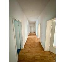 Ruhige 3-Zimmer-Wohnung Balkon, Fahrstuhl EBK - Chemnitz