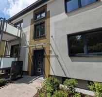 Nur mit WBS für 2 Personen - Modernisierte 2,5 Zimmer Dachgeschosswohnung mit Balkon - Lüdenscheid