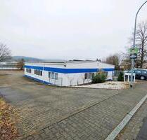Gewerbegebäude mit Büros und Industriehalle zu vermieten - Hösbach