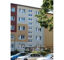 Eigentumswohnung 3 Zi Südbalkon und Carport Stellplatz - Brandenburg an der Havel