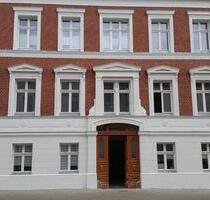 3 Raum Wohnung mit Fahrstuhl und Balkon - Neustrelitz