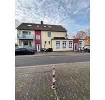 Modernisiertes Mehrfamilienhaus mit Gewerbefläche - Garbsen Berenbostel