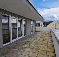 Helle 4-Zimmer-Wohnung mit Dachterrasse in Langen - Langen (Hessen)