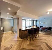 Exklusive 5-Zimmer Wohnung mit Luxusküche & 3 Balkonen in unmittelbarer Rheinnähe - Düsseldorf Stadtbezirk 10