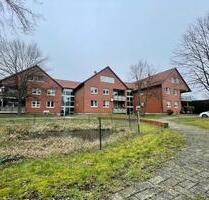 Gemütliche 2-Raum-Dachgeschosswohnung mit Weitblick, Lindenplatz 3 - Oebisfelde-Weferlingen