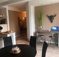 Großzügige 2-Raumwohnung mit großer Terrasse im Herzen der Rostocker KTV