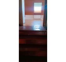Kerpen Eifel DG Wohnung 60 qm 500 Euro warm bei Einzelperson - Hillesheim