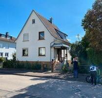 Günstiges 5,5-Zi-Einfamilienhaus, EBK und Garten in Rheinfleden - Rheinfelden (Baden)