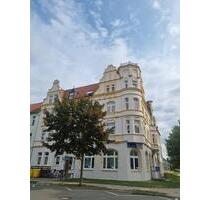 Großzügige 4-Zimmer-Wohnung mit Einbauküche, Balkon und Gäste-WC - Halberstadt