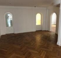 Stilvolle Altbau-Gewerberäume in Heidelberger Altstadt