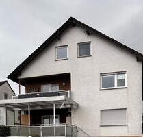 Große 3 Zimmer Wohnung mit Balkon Feldrandlange - Bischofsheim