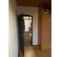 2 Zimmer Dachgeschoss Wohnung in Oberndorf zu vermieten - Schweinfurt Bellevue