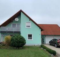 Renovierte 2-ZKB mit Balkon und Solaranlage - Weiherhammer