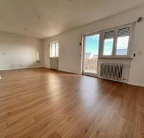 Helle Wohnung 1.OG mit Balkon in Zweifamilienhaus - Hilpoltstein