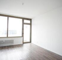 Große Wohnküche für gesellige Mieter mit SONNENBALKON - Essen Stadtbezirk II