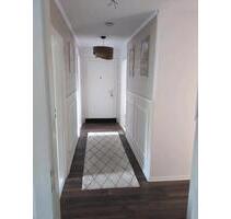 UNTERMIETER für möblierte Wohnung in der Innenstadt 3 Zimmerw - Wolfsburg