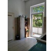 Helles WG-Zimmer in einer 2er-WG mit Balkon in Bad Cannstatt - Stuttgart