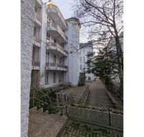 Berlin-Grunewalds Altbaujuwel: 3,5-Zimmer-Wohnung