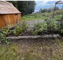Kleiner Garten mit Hütte - 100,00 EUR Kaltmiete, ca.  0,00 m² in Friedrichshafen (PLZ: 88045)