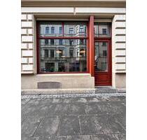 Charmante Bürofläche mit Schaufenster in zentraler Lage in Köln-Mülheim!