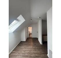 Helle 2-Zimmer-Wohnung mit EBK & Balkon in Großhadern - München Sendling-Westpark