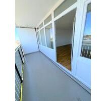 Schwabing 1,5 Zi. Perfekt Saniert Penthouse frei prov-frei Balkon - München Am Riesenfeld