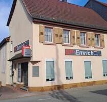 grosse, helle Wohnung in Wolfstein ab sofort z.vermieten
