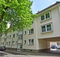3 Zimmer- Wohnung mit Balkon frisch renoviert. TOP - Essen Stadtbezirk IV