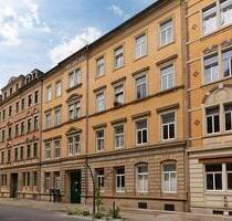 Zentral wohnen in ruhiger Seitenstraße, WG-geeignete Altbauwohnung. - Dresden Cotta