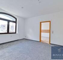 Hochwertig sanierte 4-Raum-Wohnung in Thum: Komfort-Bad, Hochparterre, Top-Ausstattung!Wanne, Dusche