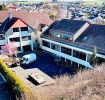 Gewerbe Bürogebäude Mehrfamilienhaus Einzelhandel - Homberg (Ohm)