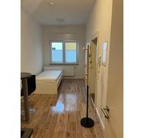 Frisch renoviertes, Apartment in Neuhof 5 Min zum Bahnhof