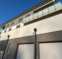 Erstbezug nach Neubau, Erdwärme , Mais. ü. 3 Etagen, wenn es etwas GANZ BESONDERES sein soll !!! - Werdau