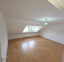 69m² Dachgeschosswohnung - 875,00 EUR Kaltmiete, ca.  69,00 m² in Mülheim an der Ruhr (PLZ: 45479) Broich
