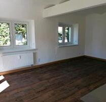 Erdgeschoss Wohnung - 322,00 EUR Kaltmiete, in Wolkenstein (PLZ: 09429)