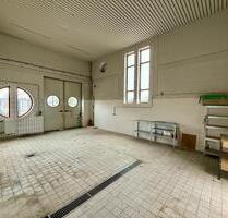 Lagerhalle Genin – vielseitig nutzbar mit optionalen Stellplätzen - Lübeck Sankt Jürgen